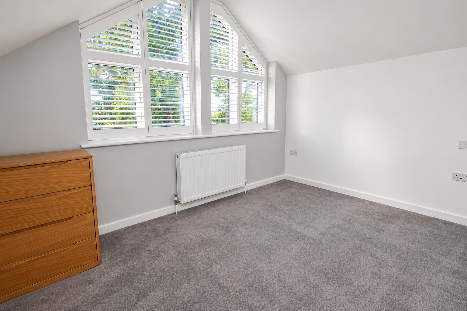 Mapledurham Drive, Purley On Thames
